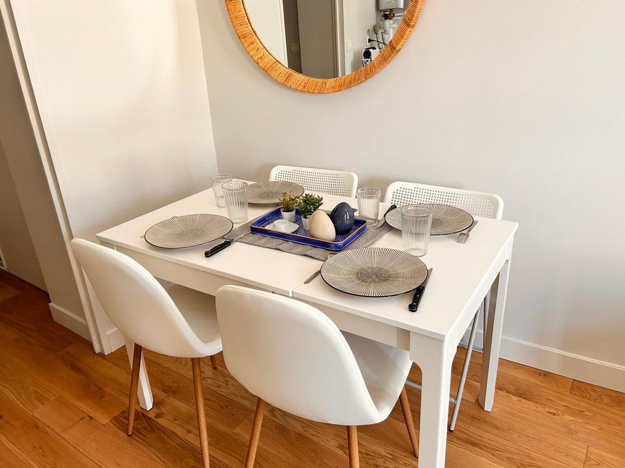 Beautiful, Modern 1-Bed Apartment, 5 Mins Rer A Saint-Germain-en-Laye Exterior foto